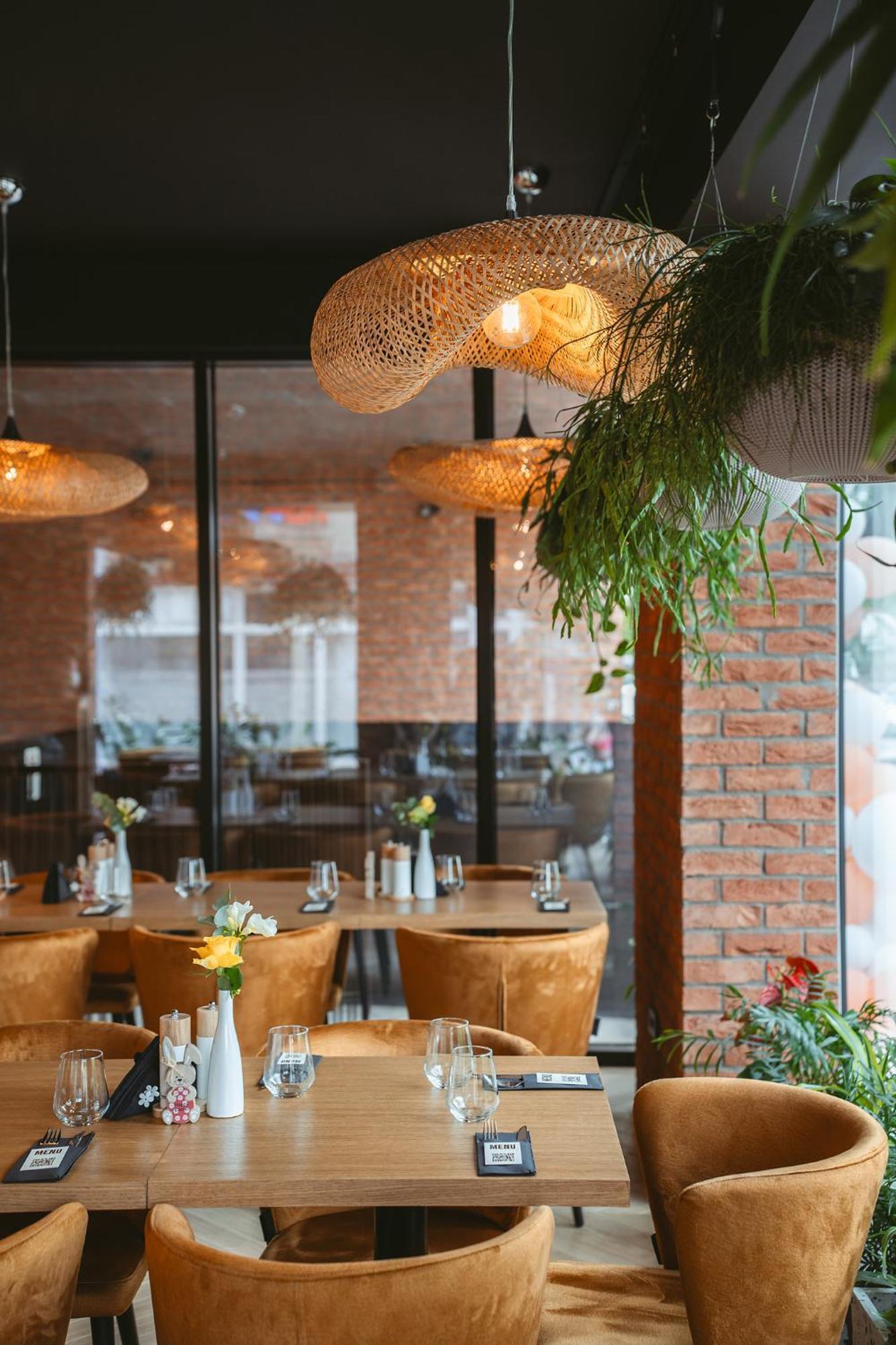 26Bricks Luxury Suites Oradea Zewnętrze zdjęcie